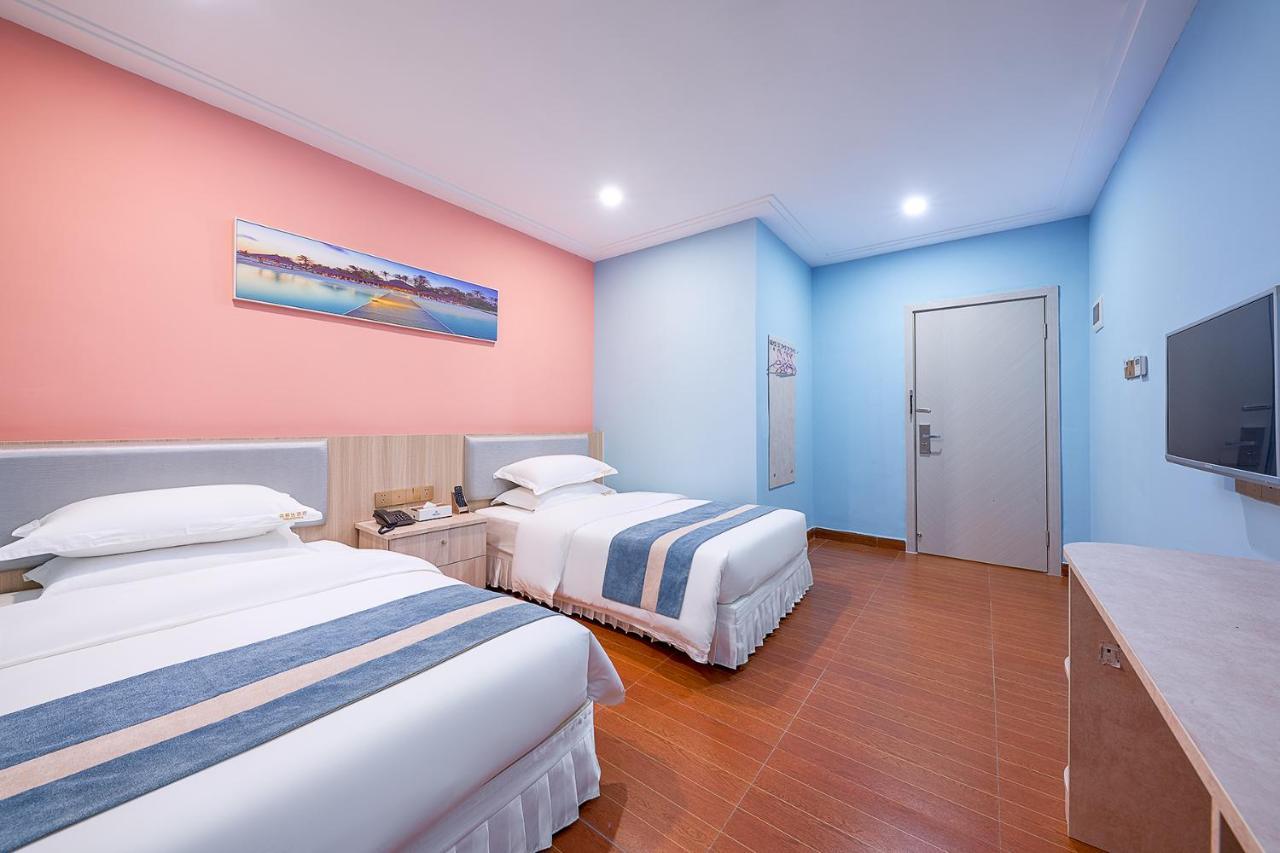Frida Hotels Guangzhou Baiyun International Airport Екстериор снимка