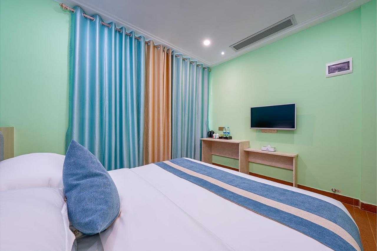 Frida Hotels Guangzhou Baiyun International Airport Екстериор снимка
