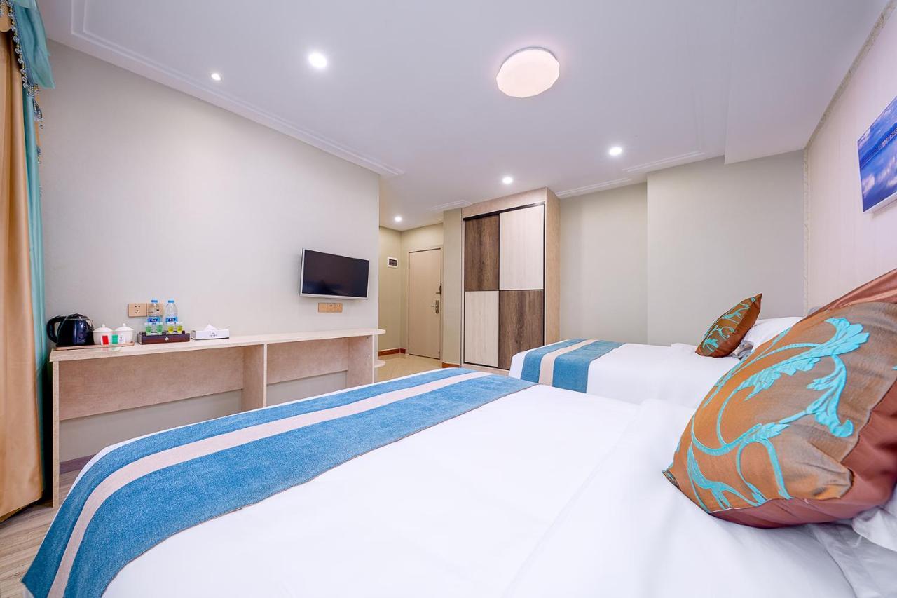 Frida Hotels Guangzhou Baiyun International Airport Екстериор снимка