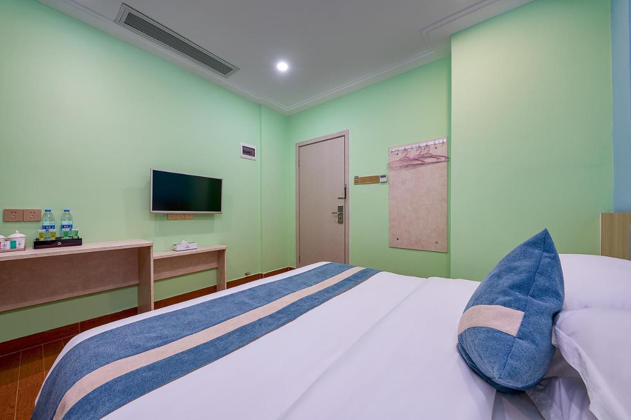 Frida Hotels Guangzhou Baiyun International Airport Екстериор снимка