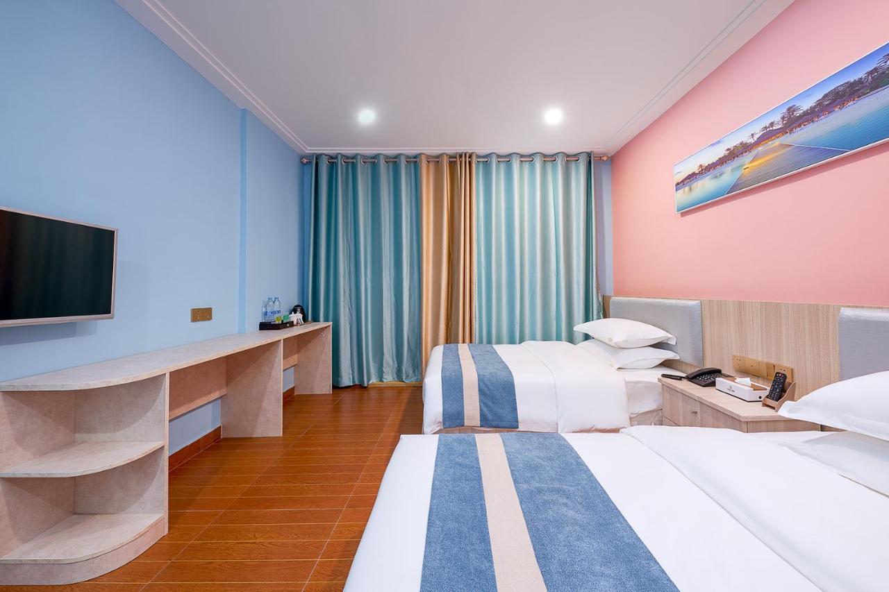 Frida Hotels Guangzhou Baiyun International Airport Екстериор снимка